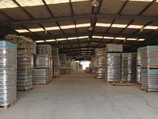 酒瓶廠家內部環境一(yī)覽